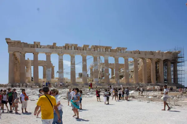 Athen Griechenland August 2016 Menschen Auf Der Athener Akropolis Mit — Stockfoto