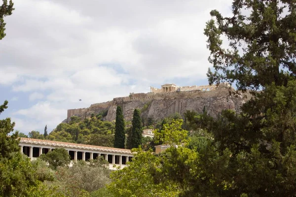 Atene Grecia Agosto 2016 Vista Attraverso Vegetazione Della Stoa Atollos — Foto Stock