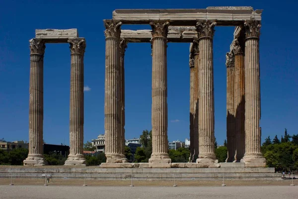 Atenas Grecia Agosto 2016 Ruinas Del Antiguo Templo Olímpico Zeus — Foto de Stock