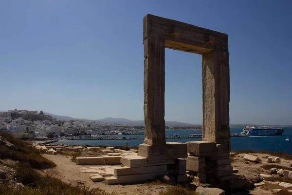 Naxos Grecia Agosto 2018 Vista Día Puerta Mármol Portara Naxos — Foto de Stock