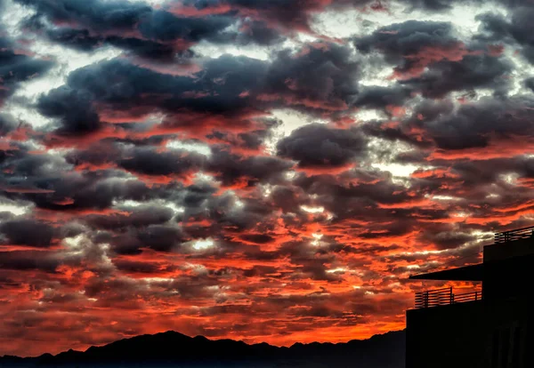 Cielo Del Atardecer Con Nubes Sol —  Fotos de Stock