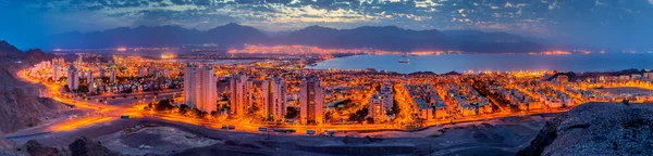 Trieste şehrinin kışın panoramik manzarası