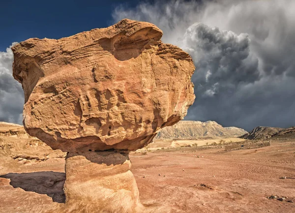 Cogumelo Pedra Uma Formação Geológica Única Período Jurássico Parque Timna — Fotografia de Stock