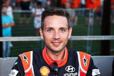 5 Ekim 2017, Salou, Katalonya, İspanya; Hyundai Motor Sporları Takımı 'ndan Nicolas Gilsoul imza oturumunda insanlarla tanıştı.