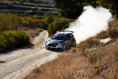 6 Ekim 2017, Terra Alta, Katalonya, İspanya; Teemu Suninen ve Finlandiya 'nın yardımcı pilotu Markkula Mikko, Terra Alta' daki Ford Fiesta R5 M Sport World Rallisi ekibi ile yarışıyor.