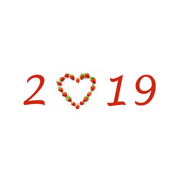 Motivo Natal Com Morangos Forma Coração 2019 Cartão Ano Novo — Fotografia de Stock