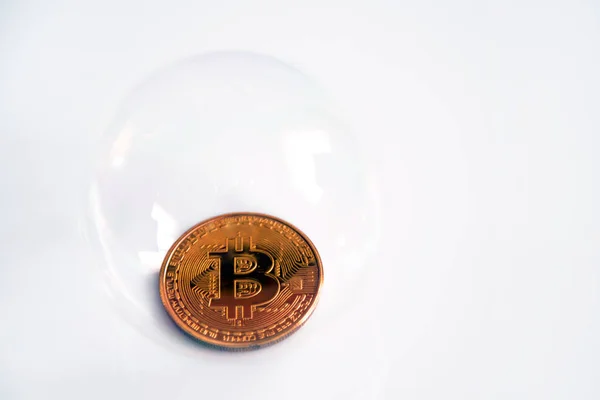 Bitcoin Och Bubblan Som Abstrakt Symbol För Riskerna Med Digital — Stockfoto