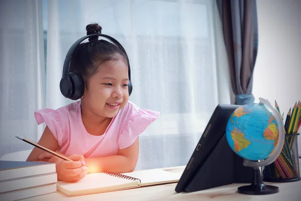 Technologie Gebruiken Voor Communicatie Afstand Voor Kinderen Kinderen Die Thuis — Stockfoto