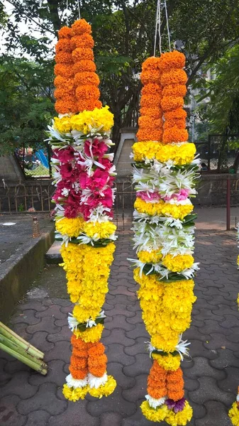 Vista Panorámica Guirnaldas Coloridas Compuestas Flores Tagetes —  Fotos de Stock