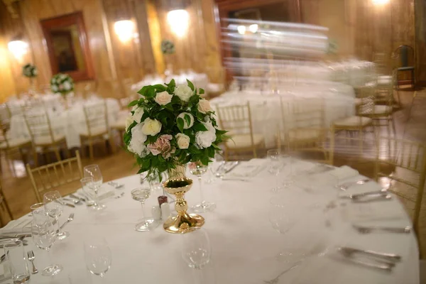 Schön Romantisch Dekorierter Tisch Für Ein Besonderes Ereignis Dekoration Für — Stockfoto