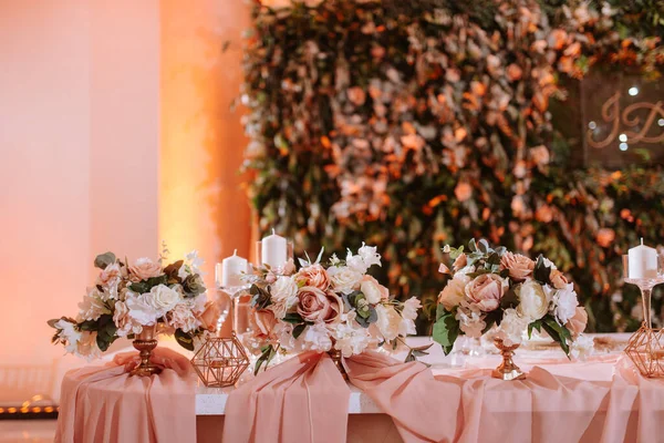 Maravilhosamente Decorado Romanticamente Mesa Para Evento Especial Decoração Para Celebração — Fotografia de Stock