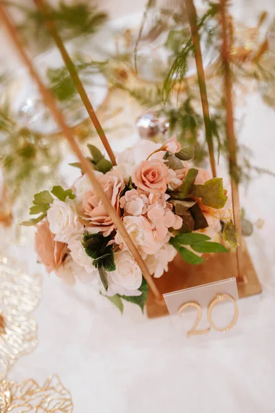 Прекрасні Романтичні Квіти Вазі Декорування Святкування — стокове фото