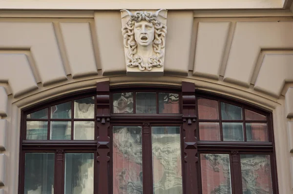 2. Haziran 2018 Riga, Letonya. Art Nouveau bina cephe parçası Alberta 7 sokak Riga Letonya