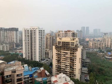 Mumbai şehrinin en üst katındaki Skyline manzarası (124.000); Hindistan (1244); Mumbai (124); Gökdelenler 