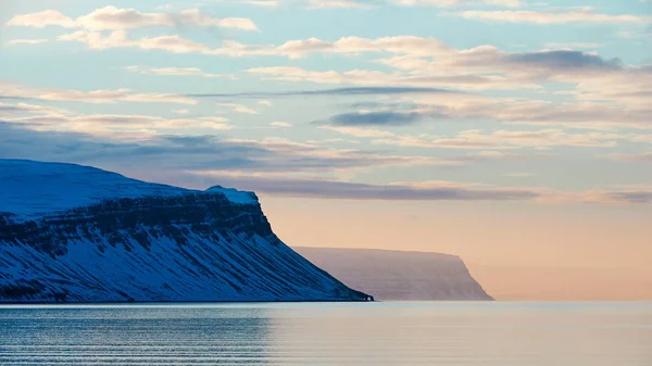 Beau Paysage Marin Islande Lever Soleil Hiver Avec Belles Lumières — Photo