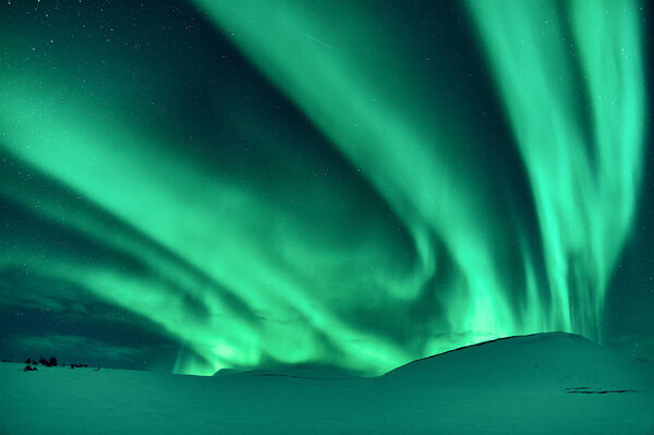 Beautiful Northern Lights green photographed in Iceland in February