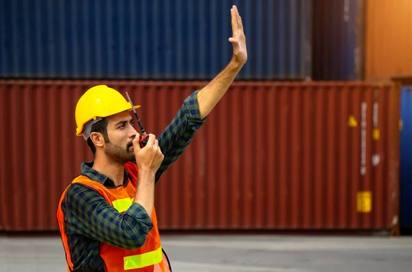 Industrial Worker Controlling Container Loading Walkie Talkie Import Export Business — Stock Photo, Image