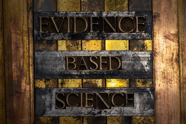 Texto Evidence Based Science Formado Con Letras Tipográficas Auténticas Reales — Foto de Stock