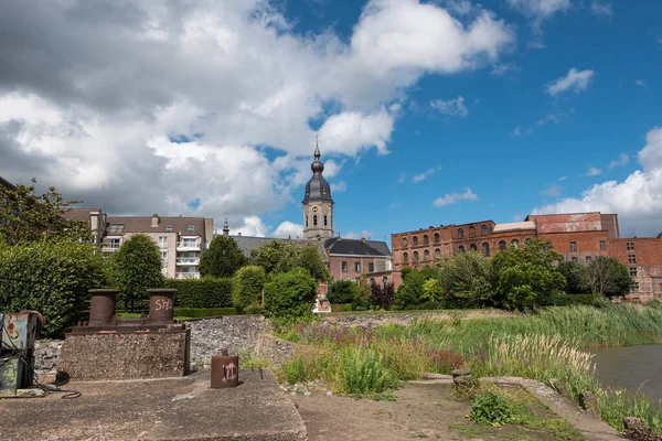 Temse Bélgica Julio 2020 Paisaje Urbano Los Molinos Temse Iglesia — Foto de Stock