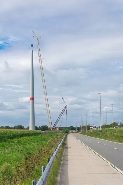 Sint Gillis Waas Bélgica Agosto 2020 Grúa Grande Junto Una — Foto de Stock