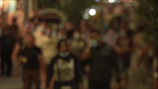 Big Street Crowd Bokeh Blurred People Walking Night — Stock Video