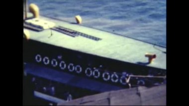 1972 İstanbul Türk-Gemisi Ortaklık tekne güvertesinden ayrılıyor