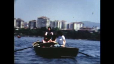 Moda 'daki teknede 1980 İstanbul Türk-Gençleri