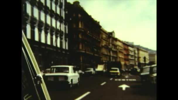 意大利 那不勒斯 1971年 城市港口和车窗交通 — 图库视频影像