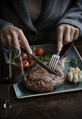 Bir kuzu pirzolası yiyecek fotoğraf tarifi fikir yakın çekim