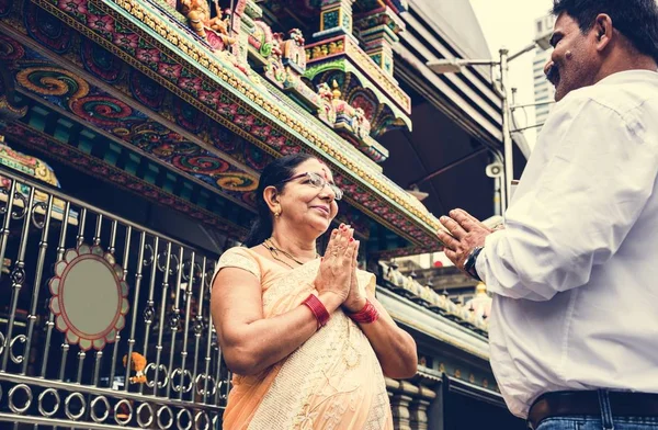 Indiase Paar Tijd Samen Doorbrengen — Stockfoto