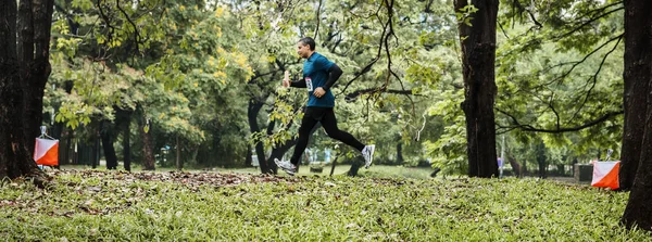 Outdoor Orientierungslauf Checkpoint Aktivität — Stockfoto