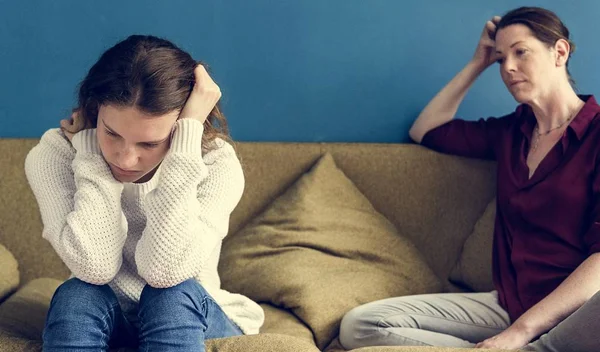 Madre Hija Adolescente Discutiendo — Foto de Stock