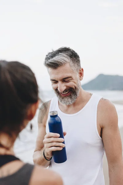 Homem Água Potável Para Reidratar — Fotografia de Stock