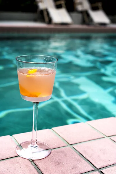 Cocktail Drink Pool — Stockfoto