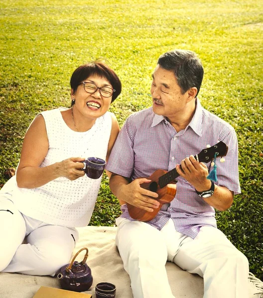 Asian Mature Couple Spending Time Together Park Woman Holding Tea — Stock Photo, Image