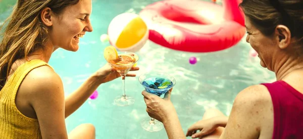 Cocktail Party Swimming Pool — Stock Photo, Image