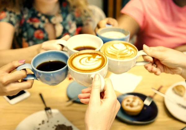 Amigos Tomando Café Café — Foto de Stock