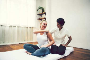 Bir spa adlı bir masaj yaptırdığım kadın