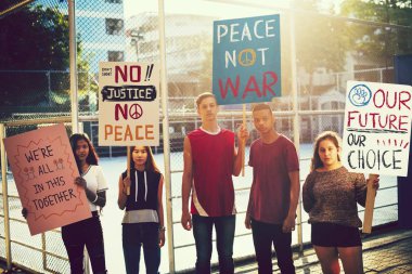 Savaşa karşı protesto Genç Grup