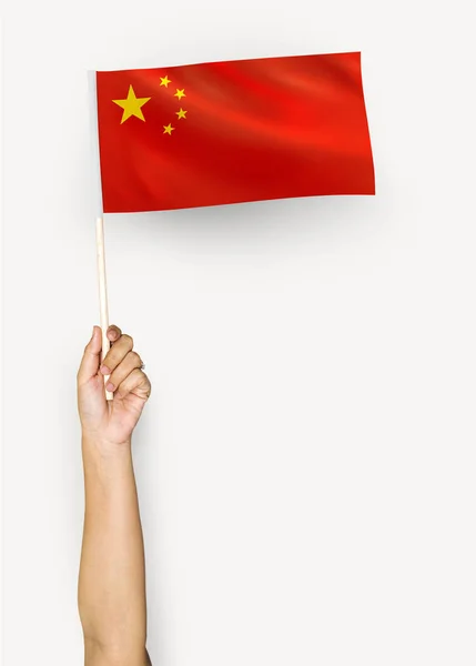 Seseorang Mengibarkan Bendera Rakyat Republik Tiongkok — Stok Foto