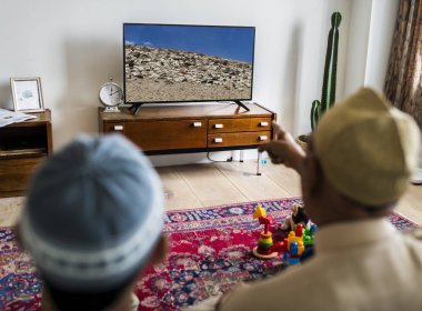 Müslüman aile içinde belgili tanımlık ev rahatlatıcı