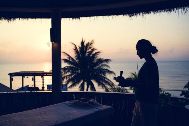 Masaj terapisti bir spa adlı çalışma