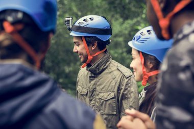 Takım oluşturma açık orman