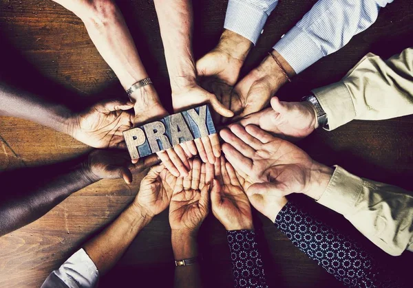 İnsanlar inançları için dayanıyoruz