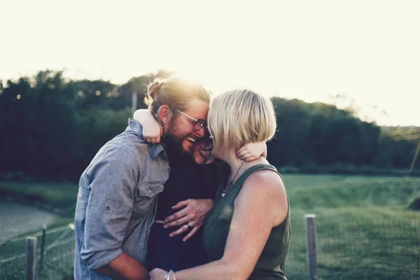 Familia Feliz Una Granja Caballos — Foto de Stock