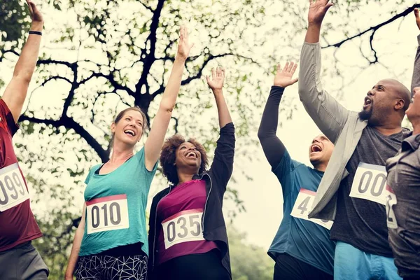 Equipo Personas Diversas Listo Para Una Carrera —  Fotos de Stock