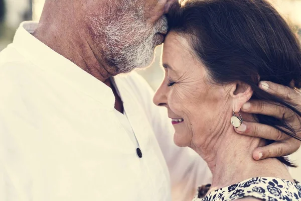 Ouder Paar Nog Steeds Verliefd — Stockfoto