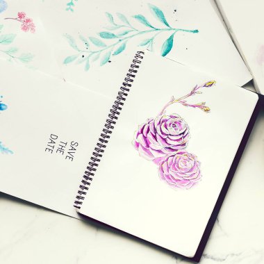 Bir defter suluboya gül