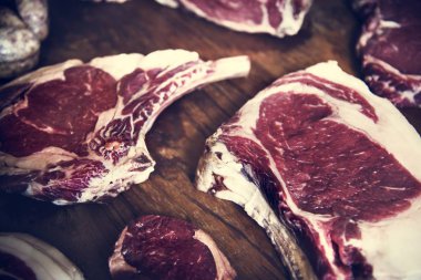 Çeşitli et pirzola yemek fotoğraf tarifi fikir