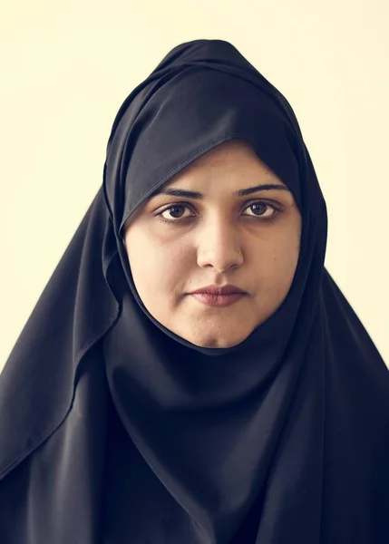 一名穆斯林妇女的肖像 — 图库照片